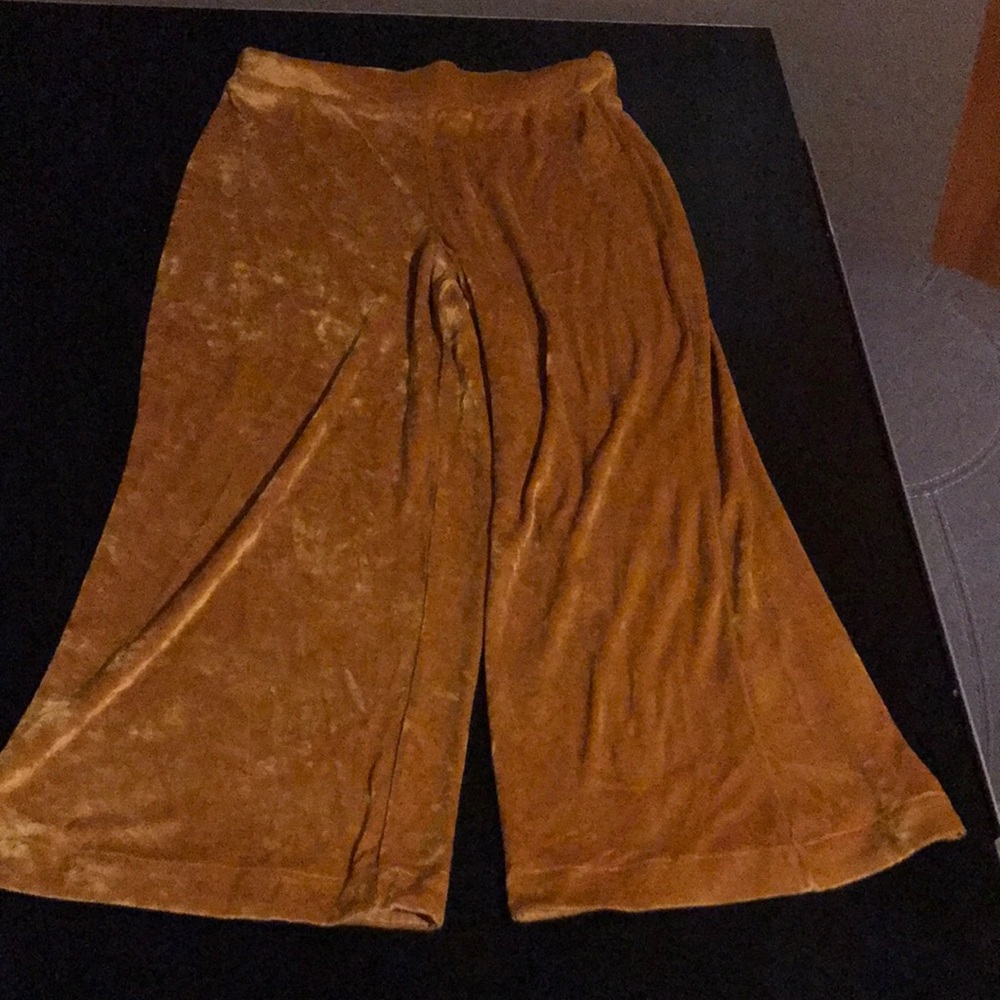 Anthropologie Saturday Sunday gold velvet lounge pants small